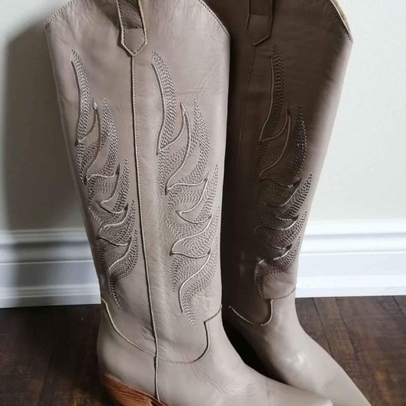 Texan Leather Boots - Picture 5 of 6